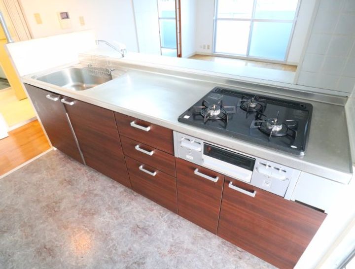 奈良県奈良市大安寺1丁目(マンション)の賃貸物件のキッチン