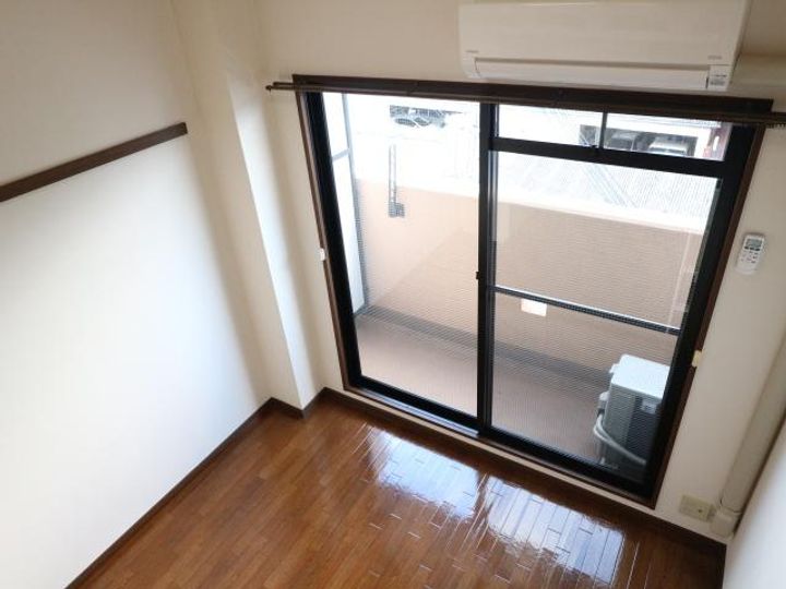 シティパレスやすらぎの道P-3の居間