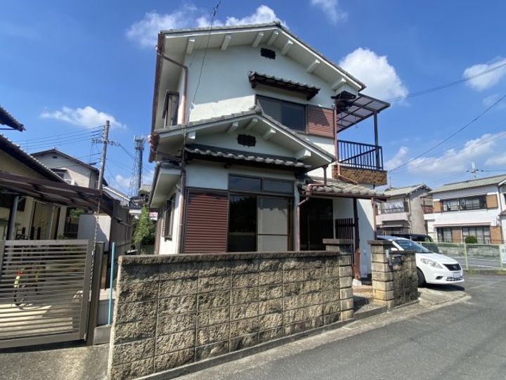 奈良県大和郡山市小泉町(一戸建)の賃貸物件の外観