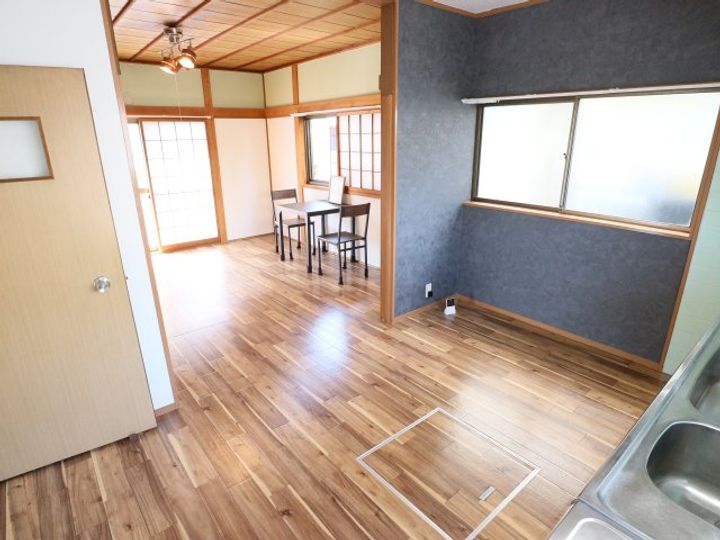 奈良県大和郡山市小泉町(一戸建)の賃貸物件の居間