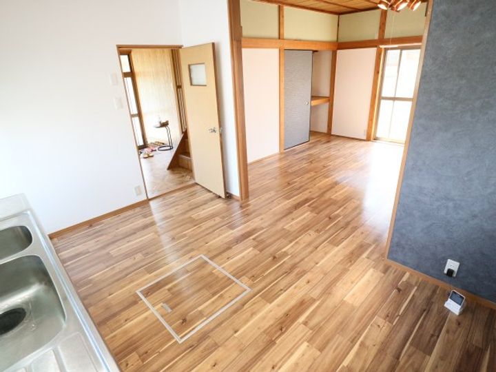 奈良県大和郡山市小泉町(一戸建)の賃貸物件の居間