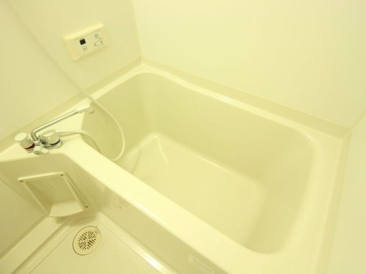 奈良県香芝市尼寺2丁目(マンション)の賃貸物件の風呂