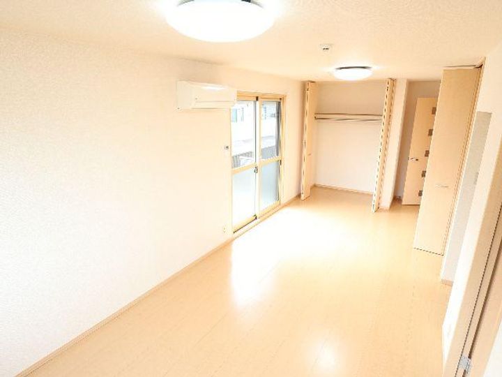 エイトキューブ の居間