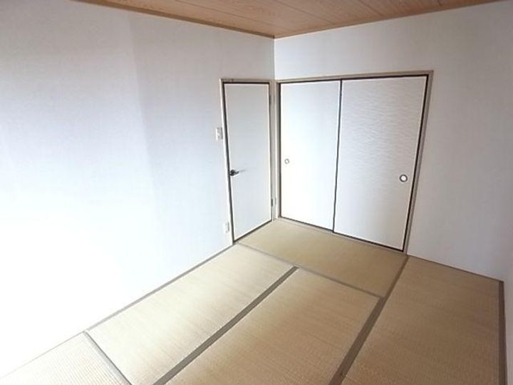 奈良県香芝市五位堂3丁目(マンション)の賃貸物件602の居間
