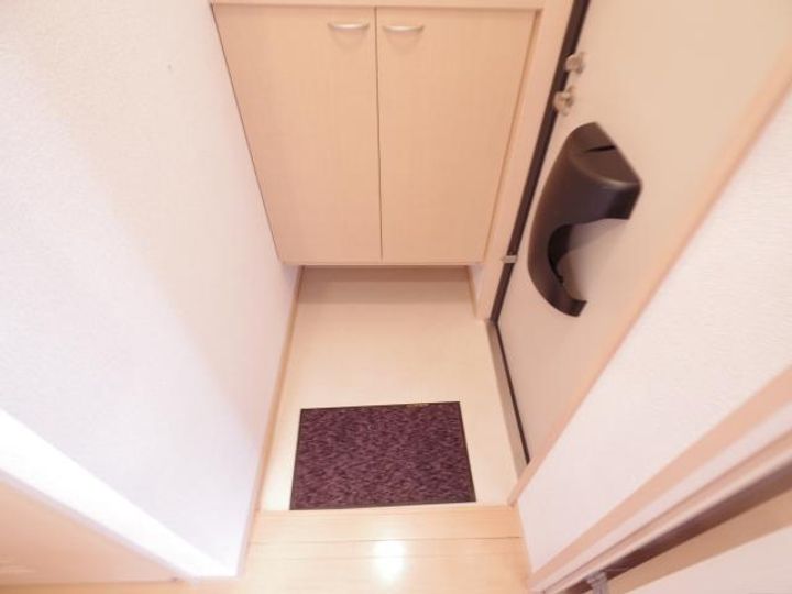 奈良県奈良市青山9丁目(アパート)の賃貸物件の玄関