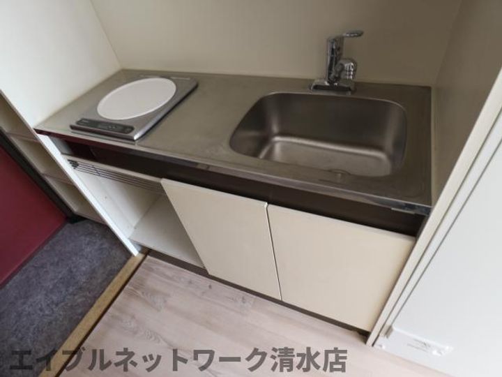 静岡県静岡市清水区恵比寿町(マンション)の賃貸物件のキッチン