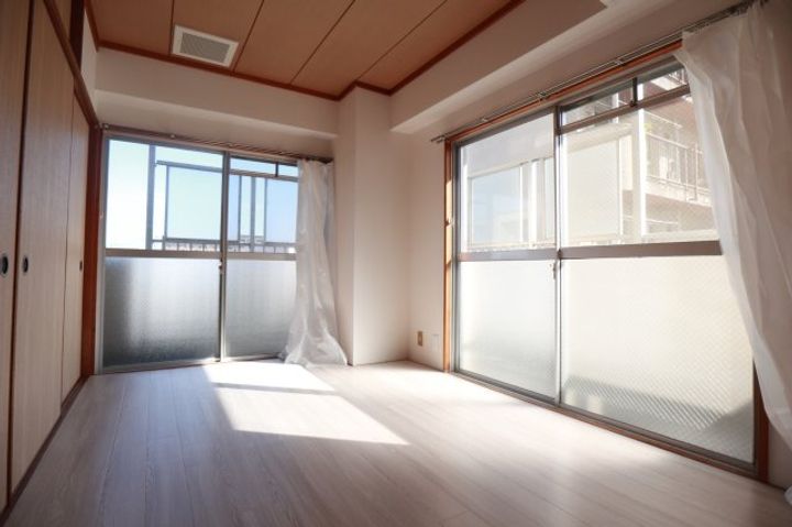 奈良県橿原市新賀町(マンション)の賃貸物件の居間