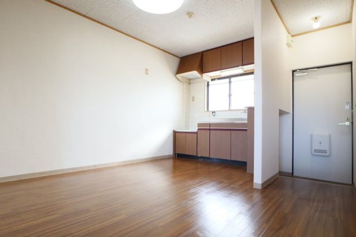 奈良県磯城郡田原本町大字八尾(マンション)の賃貸物件306の居間