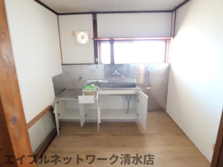 静岡県静岡市清水区西久保(アパート)の賃貸物件201のキッチン