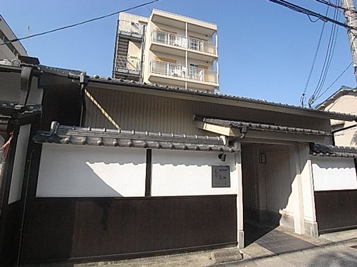 奈良県奈良市東城戸町(マンション)の賃貸物件の外観