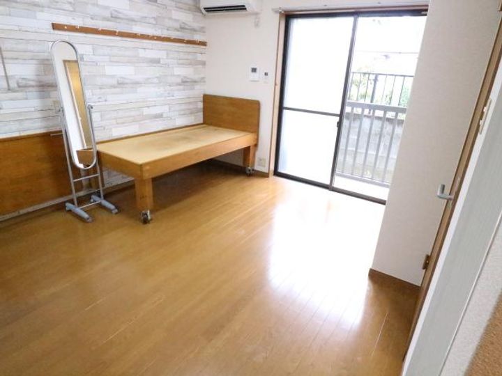 ハイツ佐保の居間