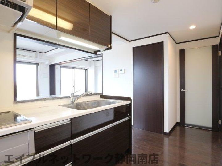 はいからさん通り弐番館6004のキッチン