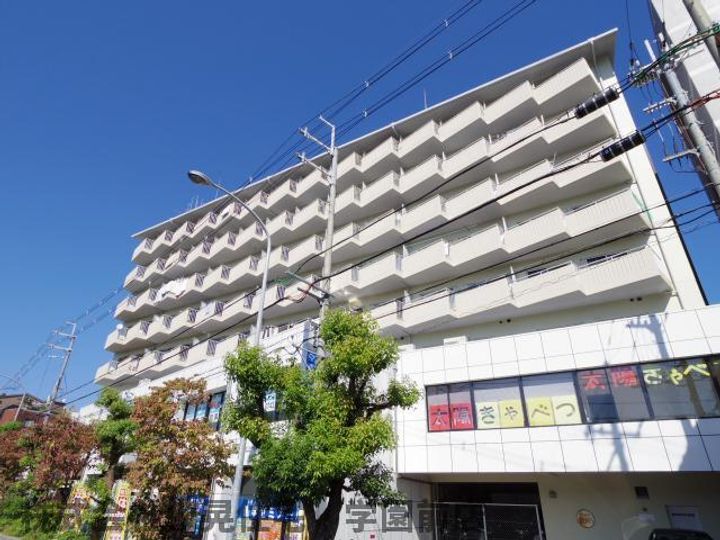 奈良県奈良市富雄元町2丁目(マンション)の賃貸物件の外観