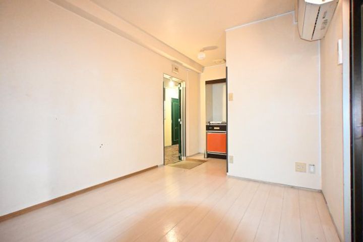 奈良県奈良市南京終町7丁目(マンション)の賃貸物件の居間