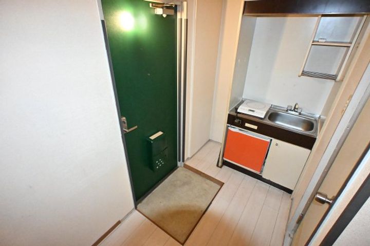 奈良県奈良市南京終町7丁目(マンション)の賃貸物件の玄関