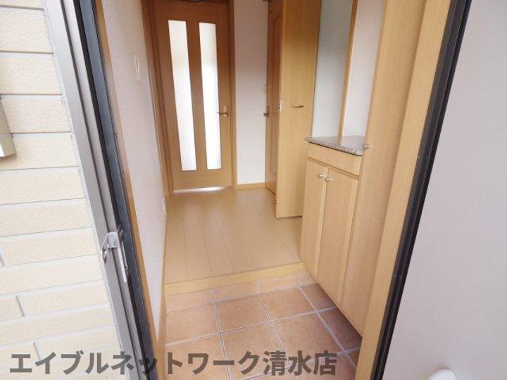 静岡県静岡市清水区木の下町(アパート)の賃貸物件の玄関