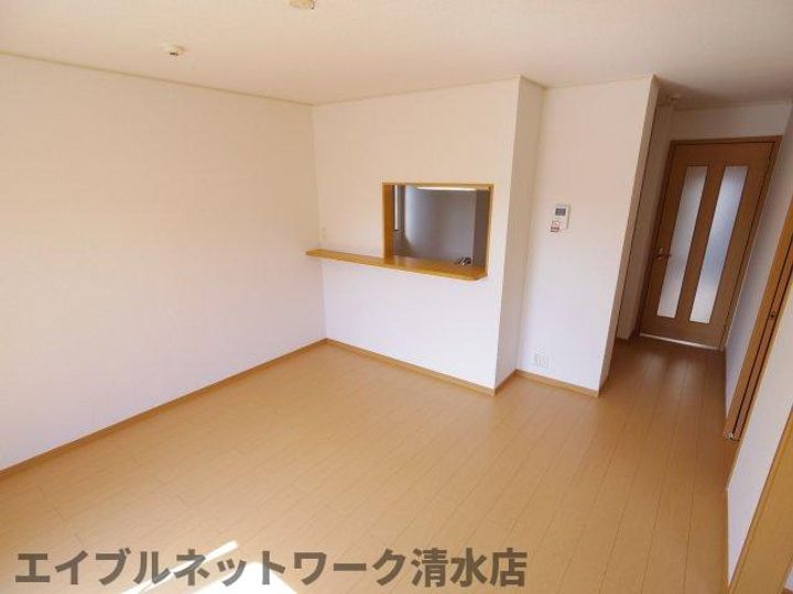 静岡県静岡市清水区木の下町(アパート)の賃貸物件の居間