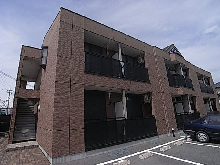 奈良県天理市櫟本町(マンション)の賃貸物件の外観