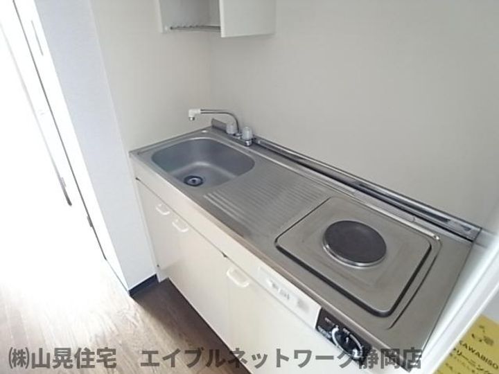 静岡県静岡市葵区安東1丁目(マンション)の賃貸物件のキッチン