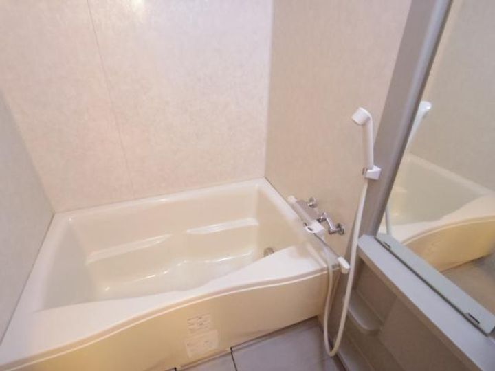 ハートリーフ205の風呂