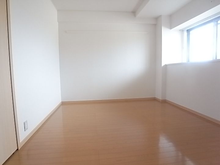 インフィニティ生駒の寝室