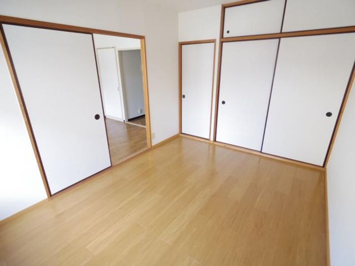 奈良県奈良市大安寺6丁目(マンション)の賃貸物件の居間