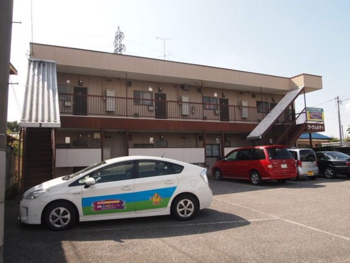 ラ・ヴェルディ龍舞1−3の外観