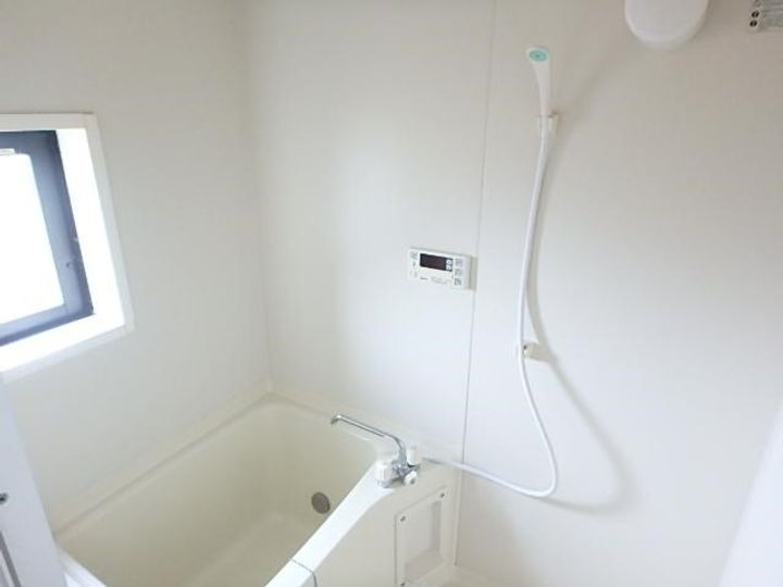 ニューライト・メゾンA6の風呂