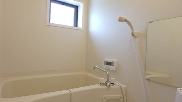 エレック B102の風呂