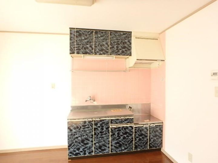 メゾン・ドゥ・ブランシェII104のキッチン