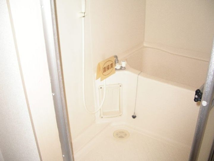 メゾン・ドゥ・ブランシェII104の風呂