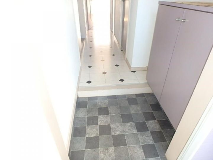 メゾン・ドゥ・ブランシェII104の玄関