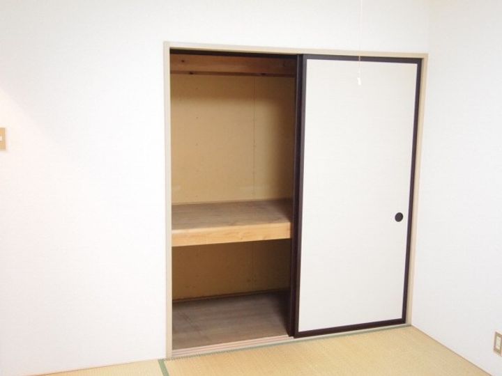 メゾン・ドゥ・ブランシェII104の内装