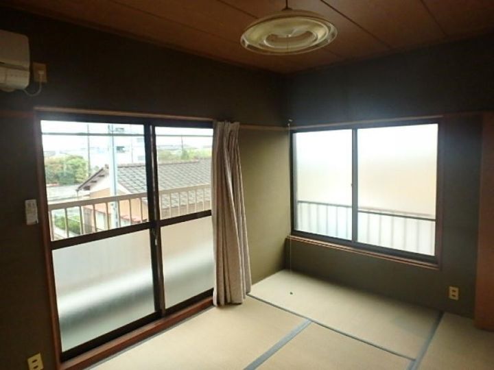 真下・ハイツ105の内装