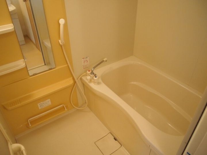 メゾン・くおりすの風呂