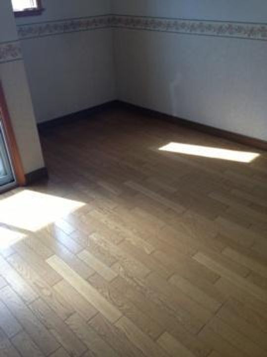 L.A.新徳田の内装