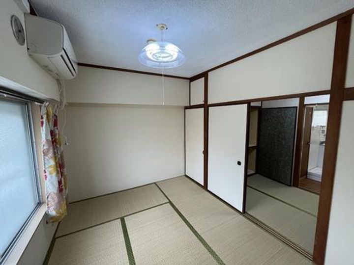 セントラルビルの内装
