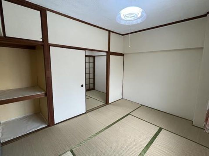 セントラルビルの内装
