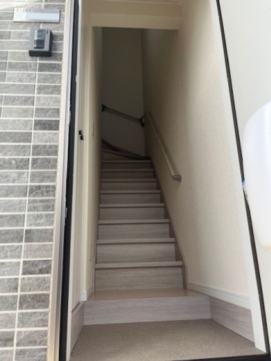 グレースコート船岡Ⅱ201の玄関