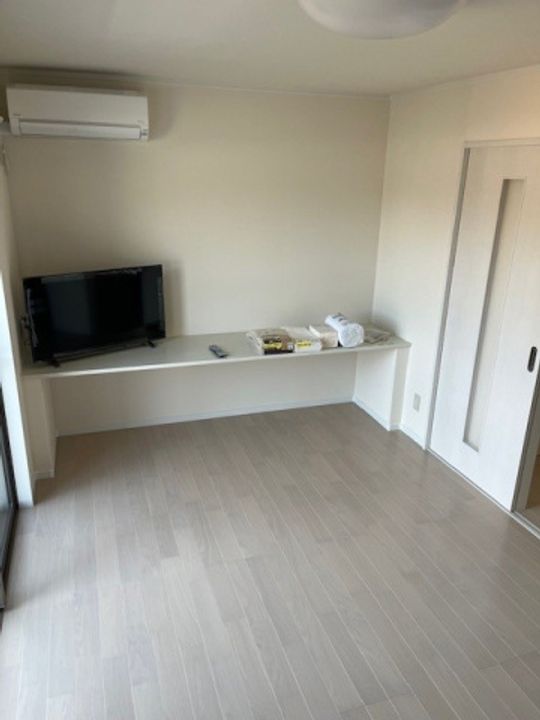 グレースコート船岡Ⅱ201の居間