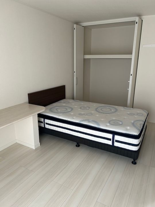 プレジールさくら203の居間