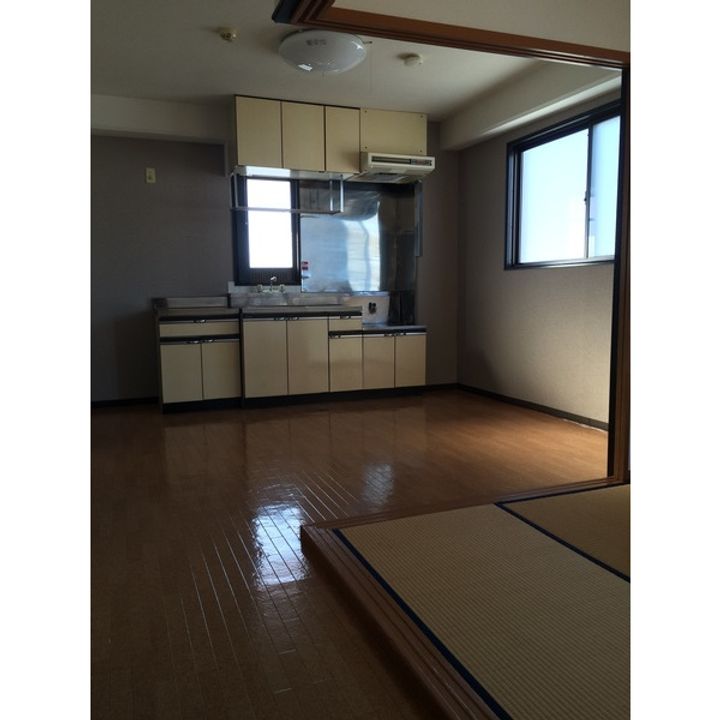 ウエラコート浜田の居間