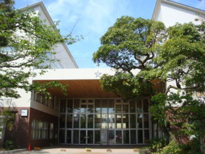 ウエラコート浜田の周辺