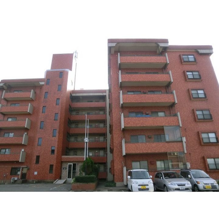 サクセス加賀の外観