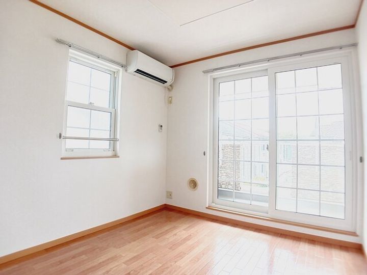 ジョイ・レジデンスⅤの居間