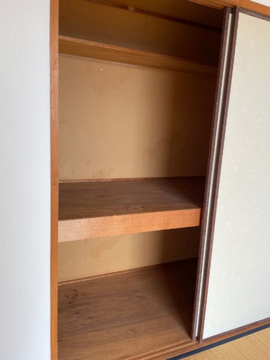 ロイヤルプリンスコハマビルの内装