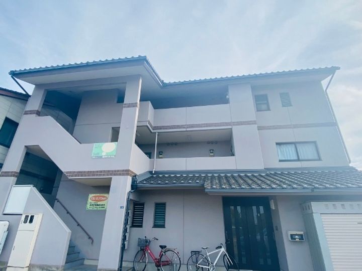 すまいるJYONANの外観