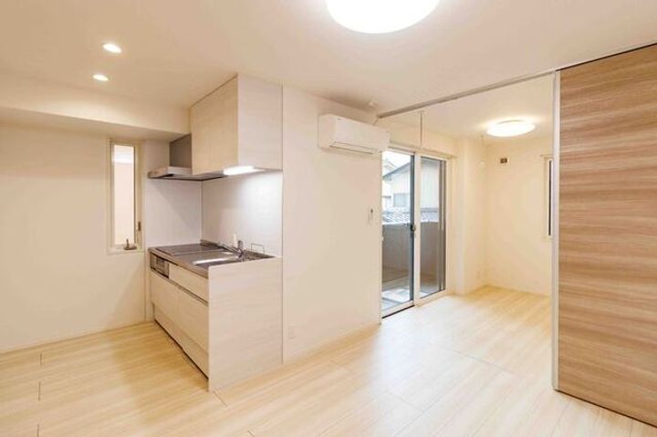 メルヴェイユ彦三の内装