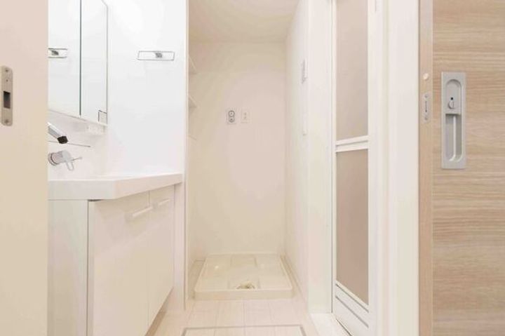 メルヴェイユ彦三の内装