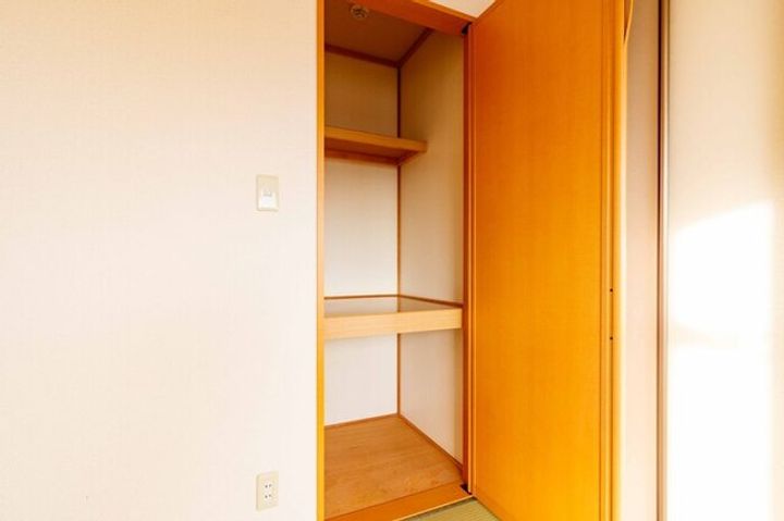 ラフィネ北間の内装
